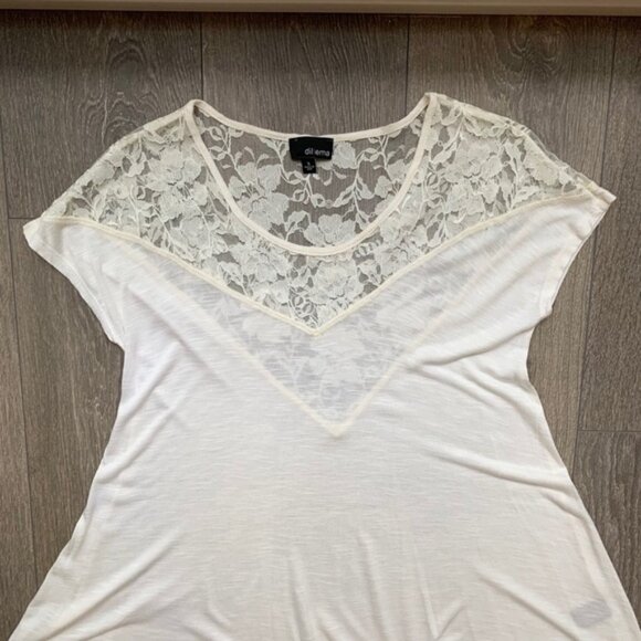 Aritzia Dilemma Lace T-Shirt Blouse Top Short sleeve Ivory Cream Flowy Size S - Picture 5 of 13